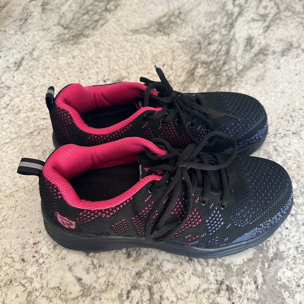 LARNMERN Steel Toe Shoes
